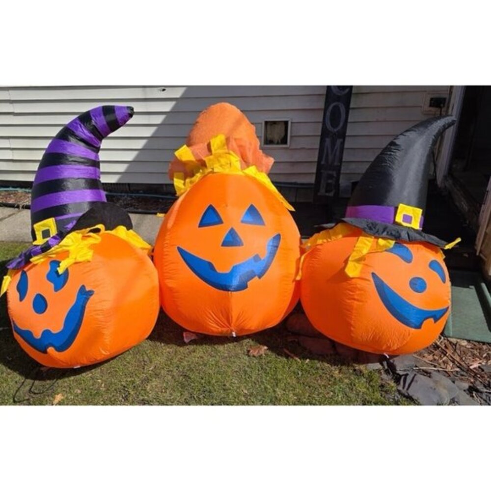 Goosh 6.5 ft 3 Halloween Pumpkins (retired)‎
